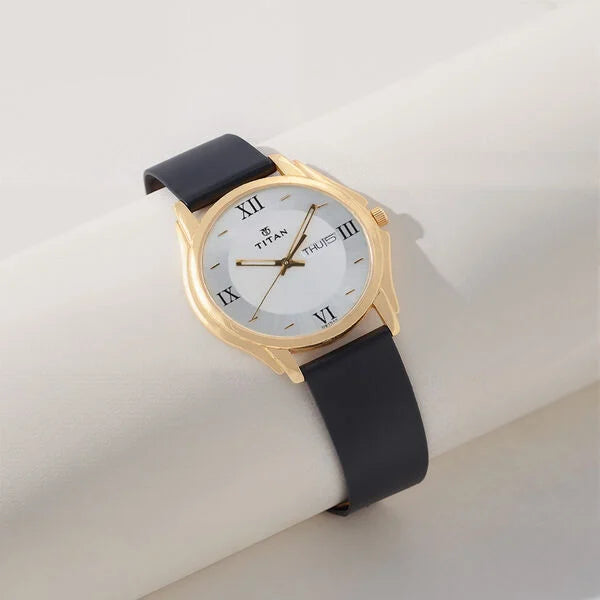 Titan 1578YL04 | Titan Quartz Analog with Day and Date Silver Dial Leather Strap Watch for Men