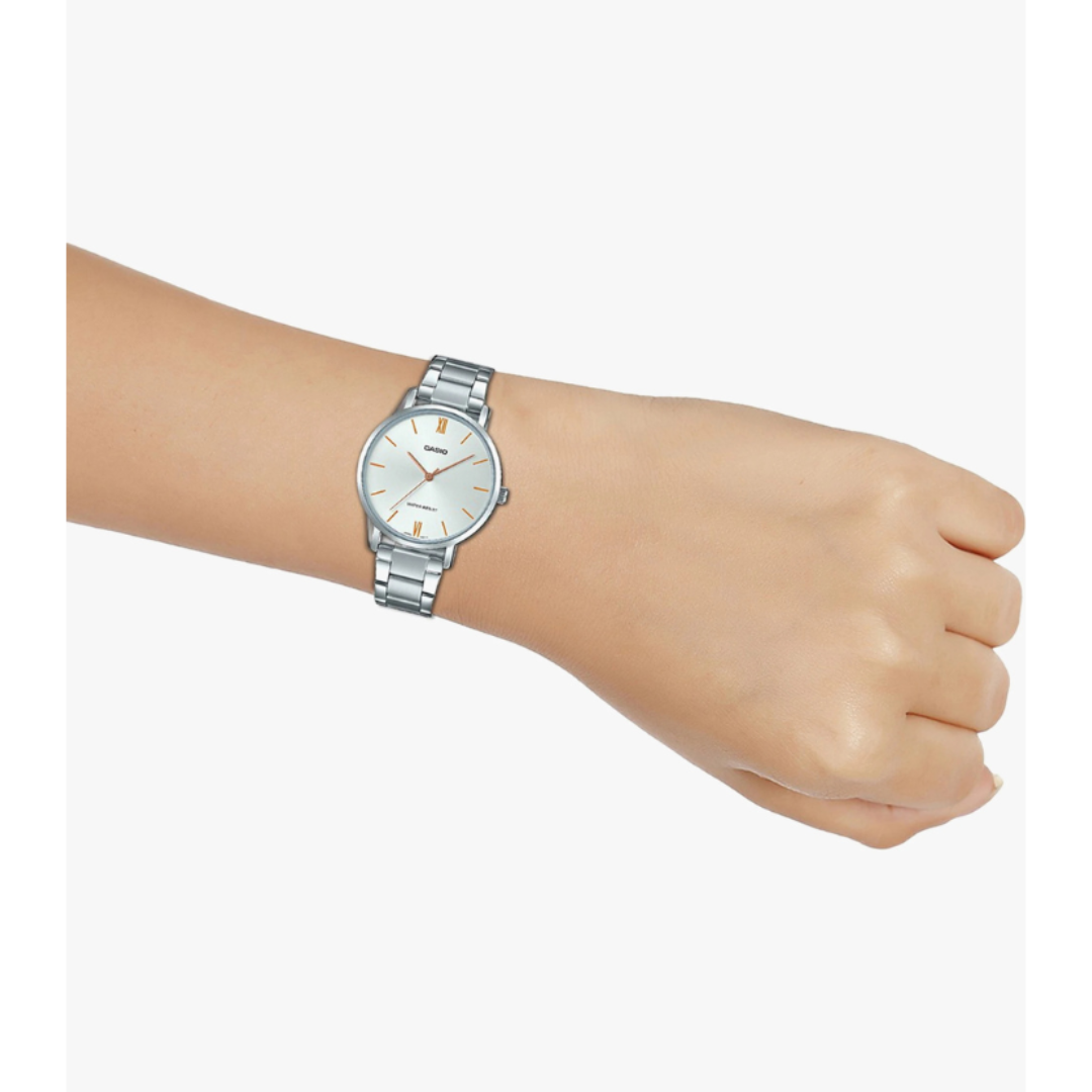 Casio LTP-VT01D-7BUDF A1625 | Enticer Women Quartz Silver Dial Analog Stainless Steel Watch