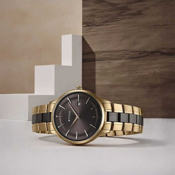 Titan 90142KD02 | Titan Slim Ceramic Fusion Quartz Analog with Date Grey Dial Stainless Steel Strap Watch For Men