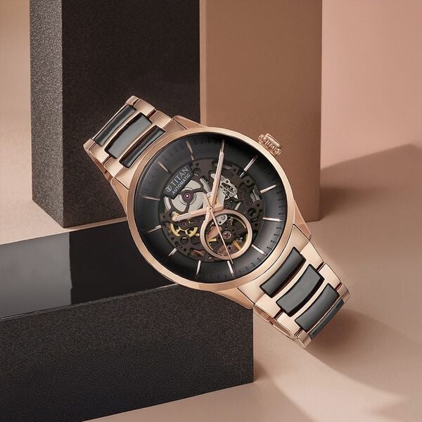 Titan 90174KD03 | Titan Ceramic Fusion Automatic Black Dial Rose Gold Dual-Toned Stainless Steel Bracelet Watch for Men