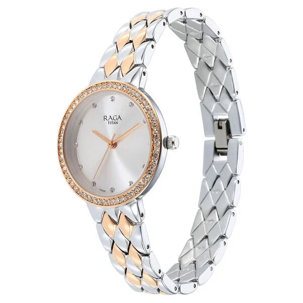 Titan 95282KM01 | Titan Raga Showstopper Quartz Analog Silver Round Dial Two Toned Metal Strap Watch For Women