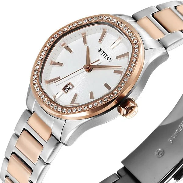 Titan 95326KM01 | Titan Glamour Quartz Analog with Date Silver Dial Two Toned Stainless Steel Strap Watch For Women