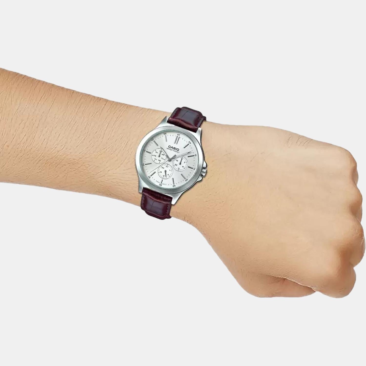 Enticer Men Quartz White Dial Multi-Function Leather Watch A1177