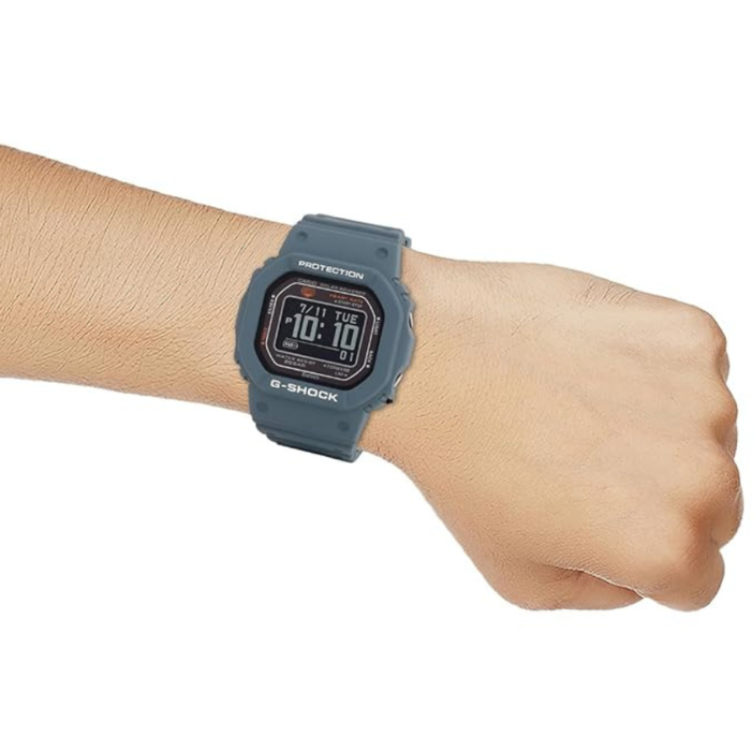 Casio DW-H5600-2DR G1404 | G-Shock Men Quartz Blue Dial Digital Resin Watch.