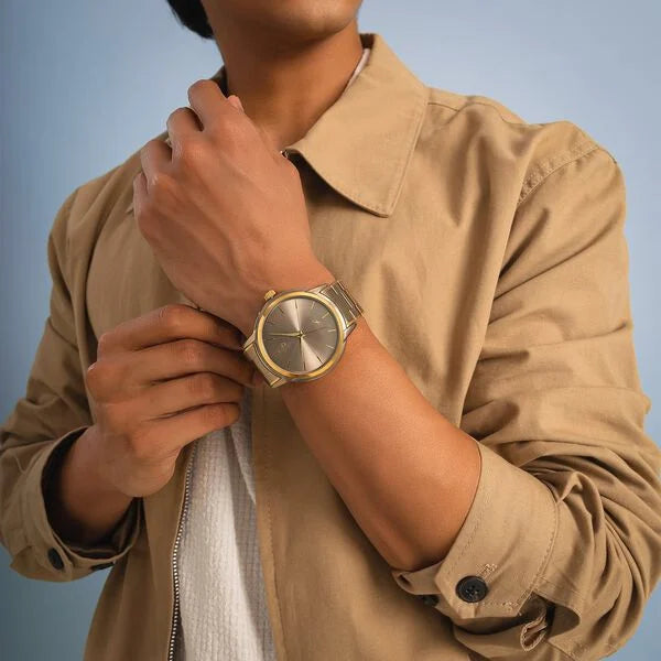 Fastrack FV30005KM03 | Fastrack Vyb Phantom Quartz Analog Khaki Dial Metal Strap Watch For Guys
