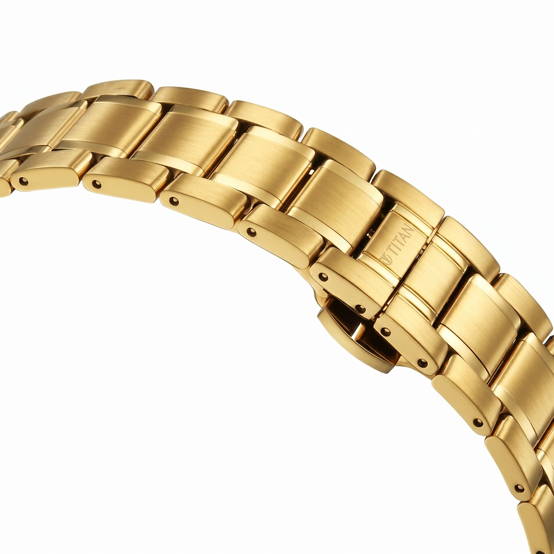 Titan 1843YM02 | Titan Edge Metal Golden Dial Stainless Steel Strap Watch for Men