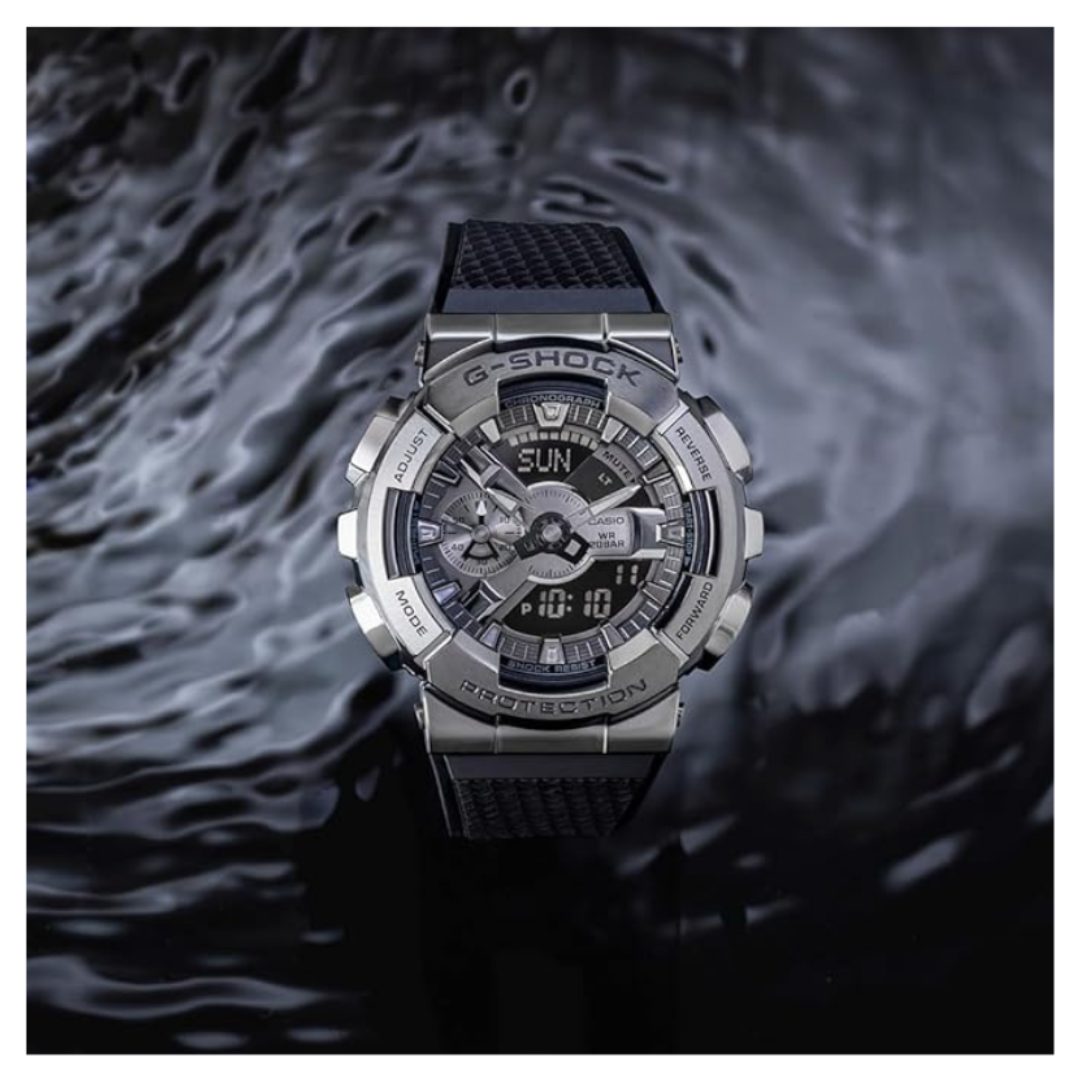 Casio GM-110BB-1ADR G1370 | G-Shock Men Quartz Grey Dial Analog-Digital Resin Watch.