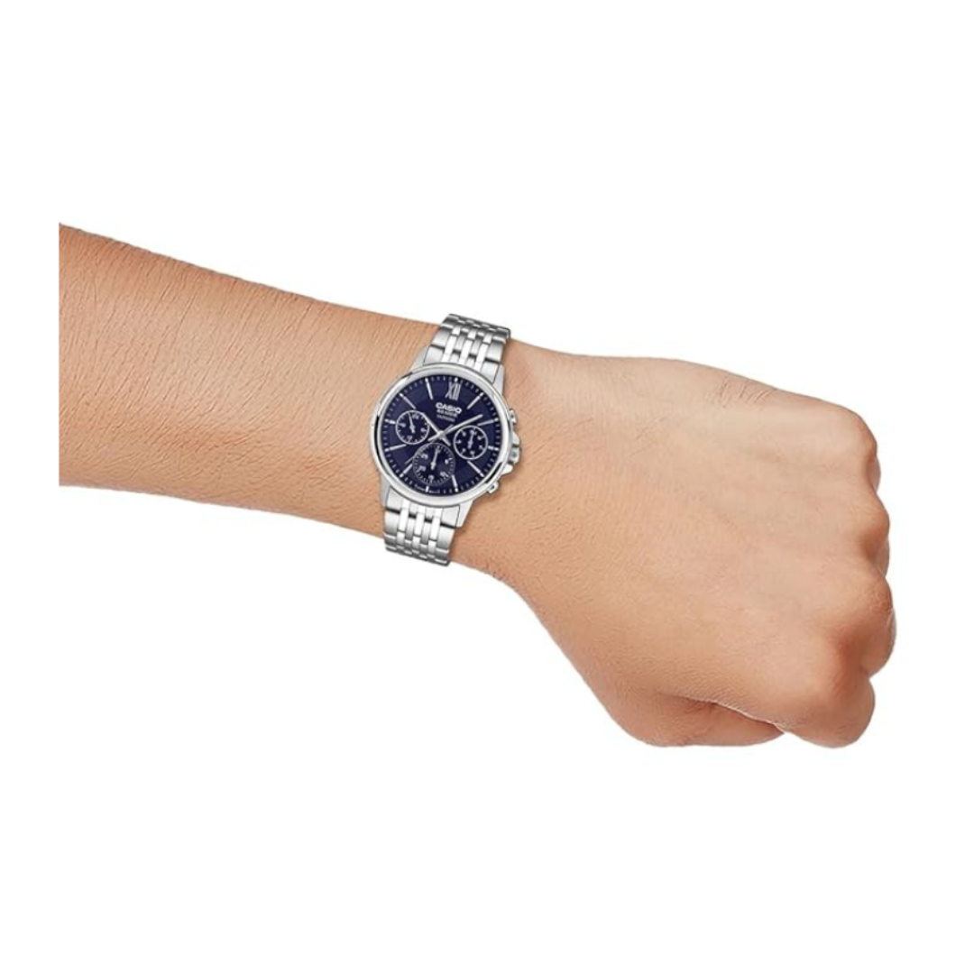Casio BMS-300D-2AVDF A2541 | Men Quartz Blue Dial Chronograph Stainless Steel Watch