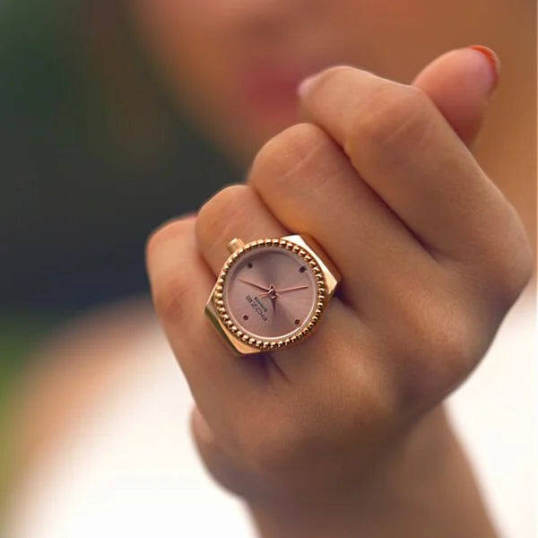Sonata 80082WM01 | Sonata Poze Quartz Analog Rose Gold Dial Rose Gold Color Stainless Steel Strap Ring Watch For Women