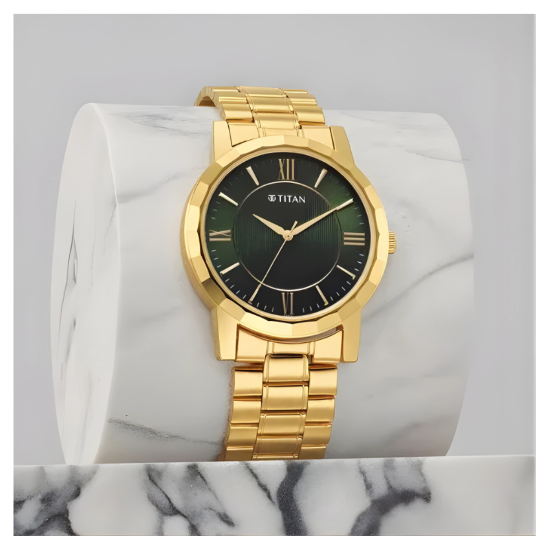 Titan 1644YM05 | Titan Karishma Zing Quartz Analog Green Dial Golden Stainless Steel Strap Watch For Men