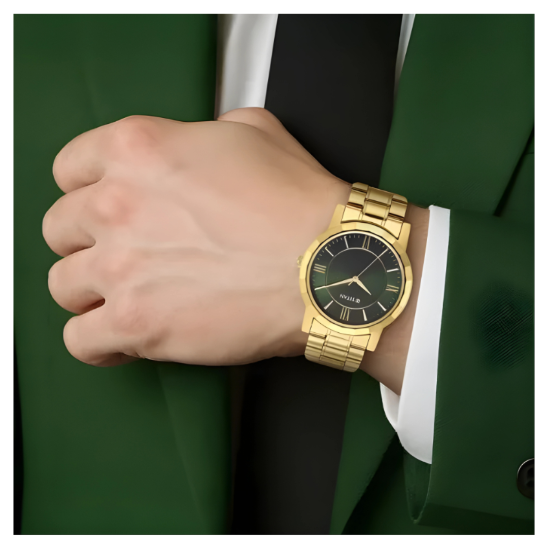 Titan 1644YM05 | Titan Karishma Zing Quartz Analog Green Dial Golden Stainless Steel Strap Watch For Men