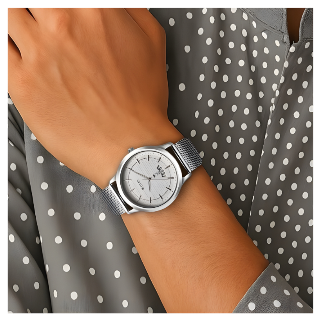 Titan 1825SM10 | Titan Karishma Quartz Analog Silver Dial Stainless Steel Strap Watch for Men