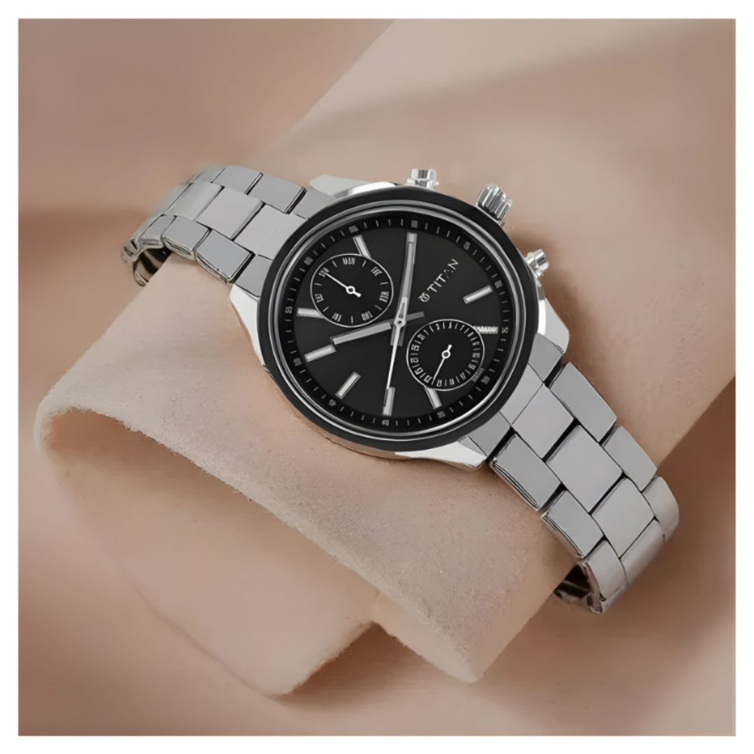 Titan 1733KM01 | Titan Men's Metropolitan Luxe: Multifunction dark grey Dial with Two-Tone Stainless Steel Bracelet Watch