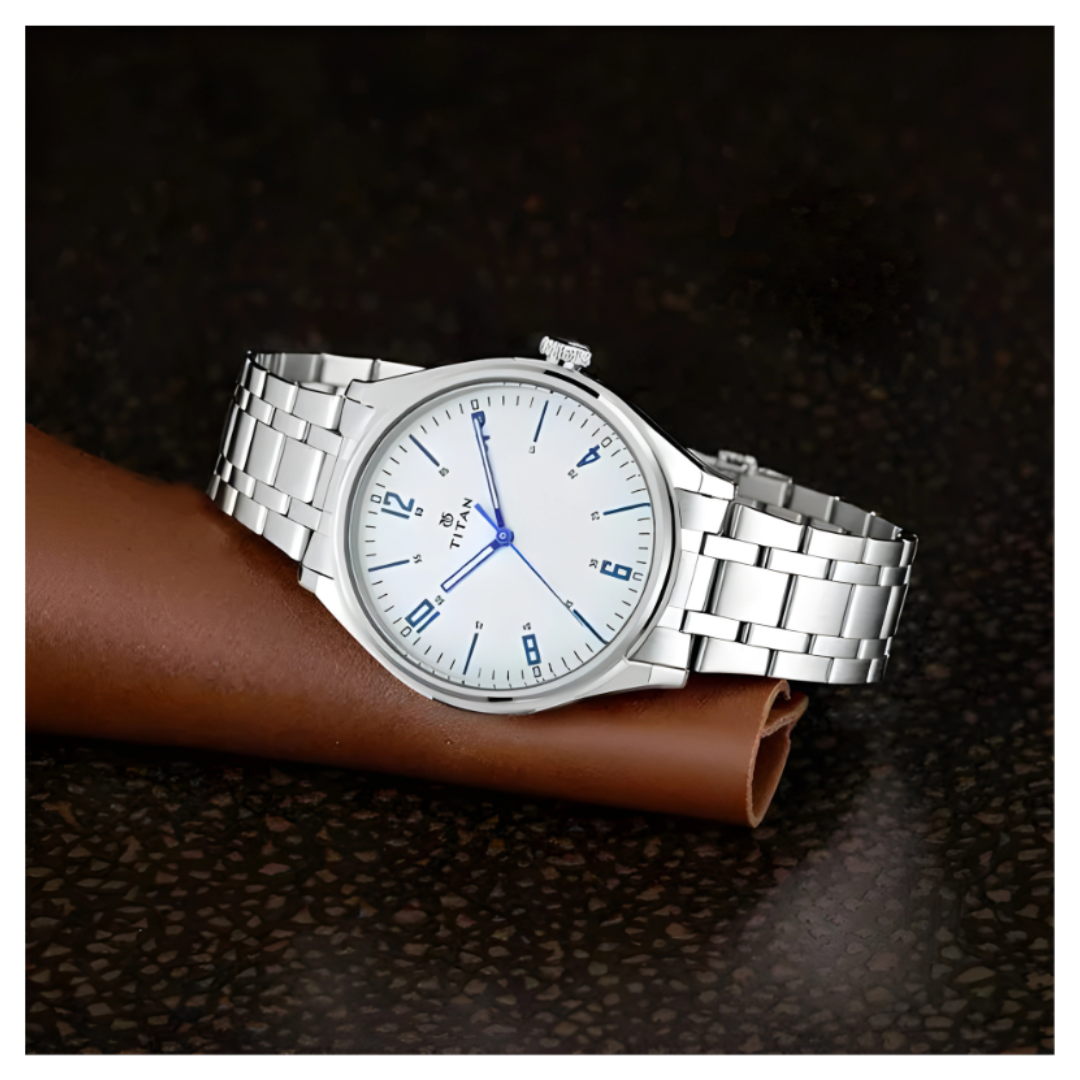 Titan 1802SM01 | Titan Men's Urban Edge Lustrous Maroon Dial Leather Watch