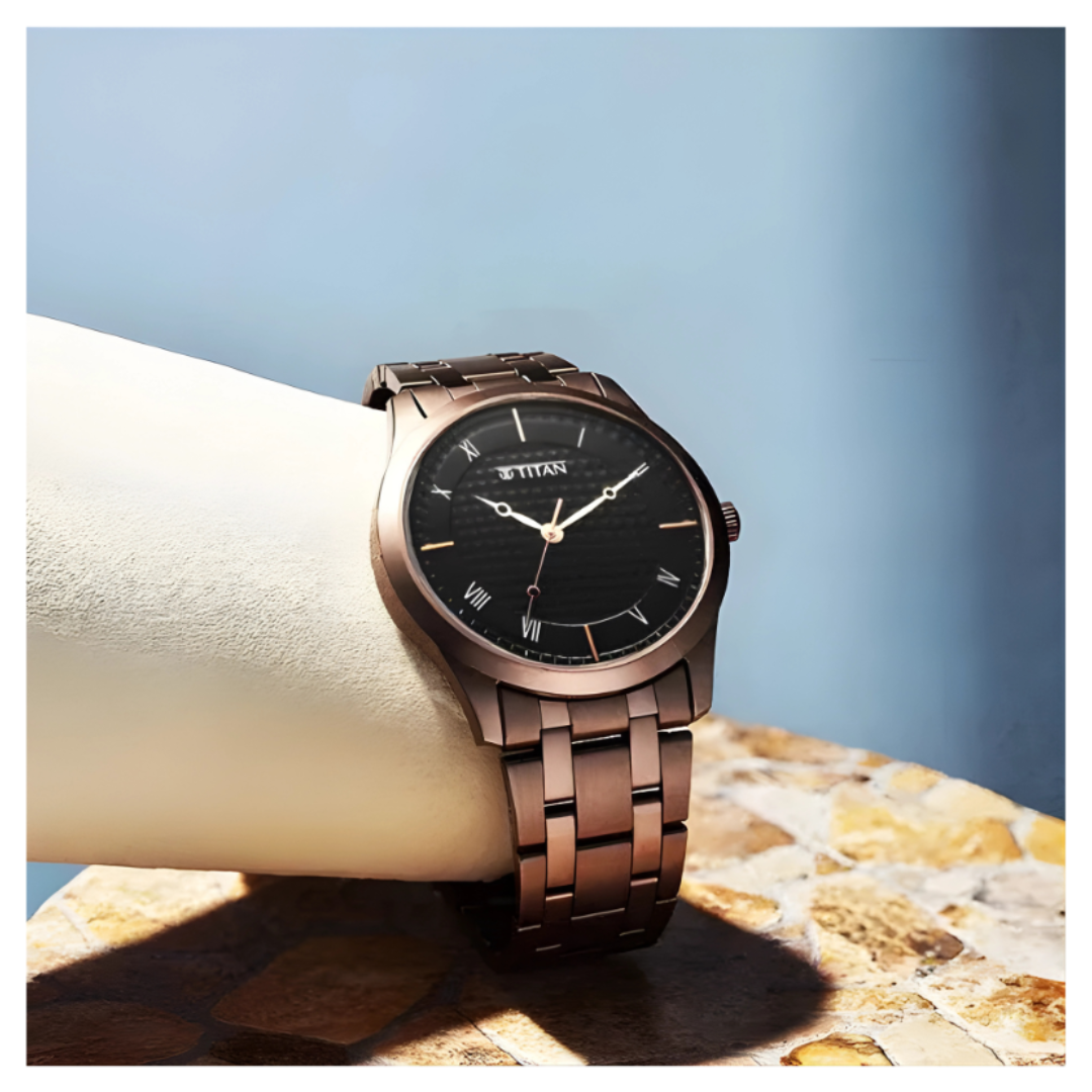 Titan 1823QM01 | Titan Karishma Black Dial Watch for Men
