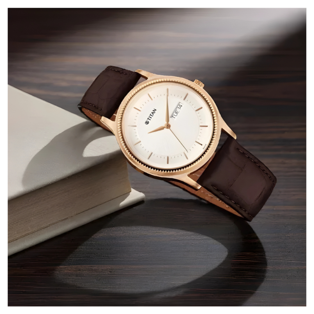 Titan 1824WL03 | Titan Karishma Quartz Analog with Day and Date Silver Dial Leather Strap Watch For Men