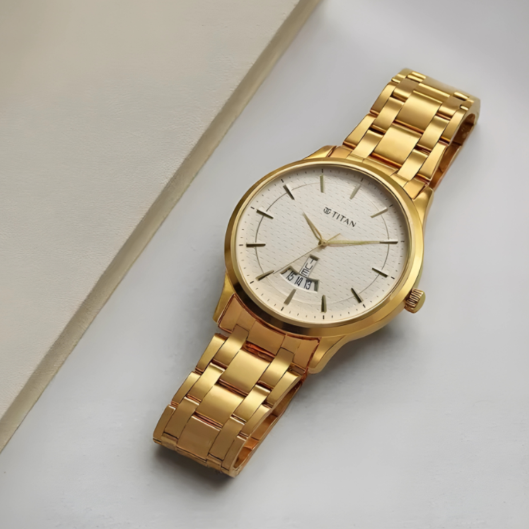 Titan 1825YM12 | Titan Karishma Quartz Analog Champagne Dial Stainless Steel Strap Watch for Men