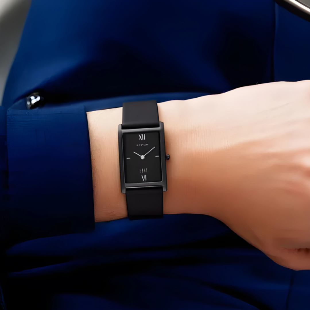 Titan 1043NL01 | Titan Edge Quartz Analog Black Dial Leather Strap Watch for Men