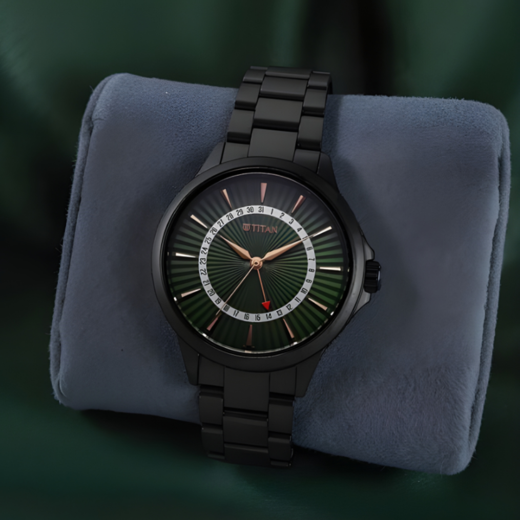 Titan 10038NM01 | Titan Karishma Quartz Analog with Date Green Dial Stainless Steel Strap Watch For Men